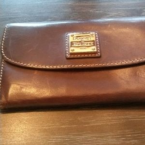 Genuine leather purse.